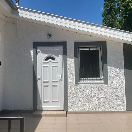 Holiday home Apartmanhaz Balatonfured