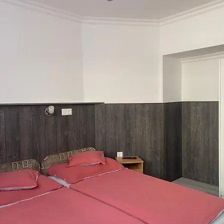 Apartmanhaz * Balatonfured