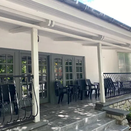 Apartmanhaz Balatonfured