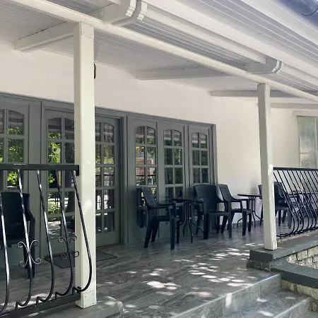 Apartmanhaz Holiday home *