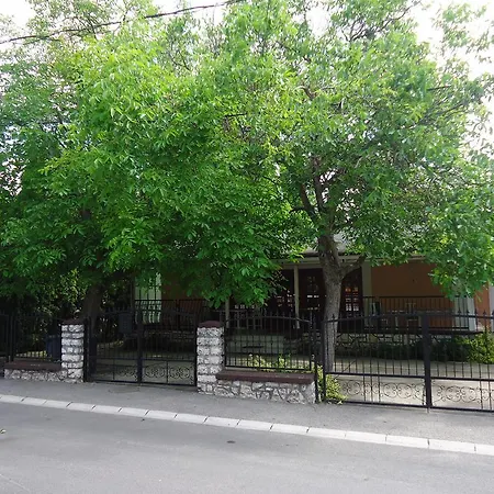 Apartmanhaz * Balatonfured