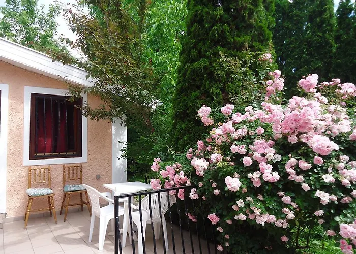 Apartmanhaz בית נופש *